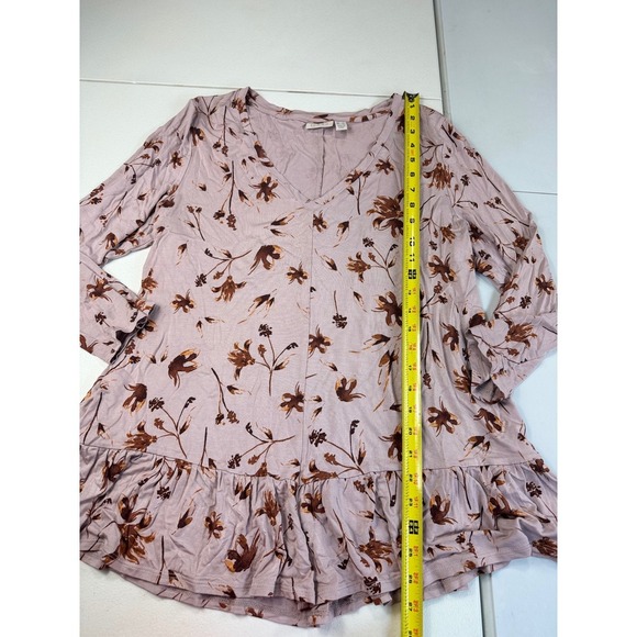 LOGO Lori Goldstein Women's Floral Print V-Neck Ruffle Hem 3/4 Sleeve Top - Picture 8 of 11